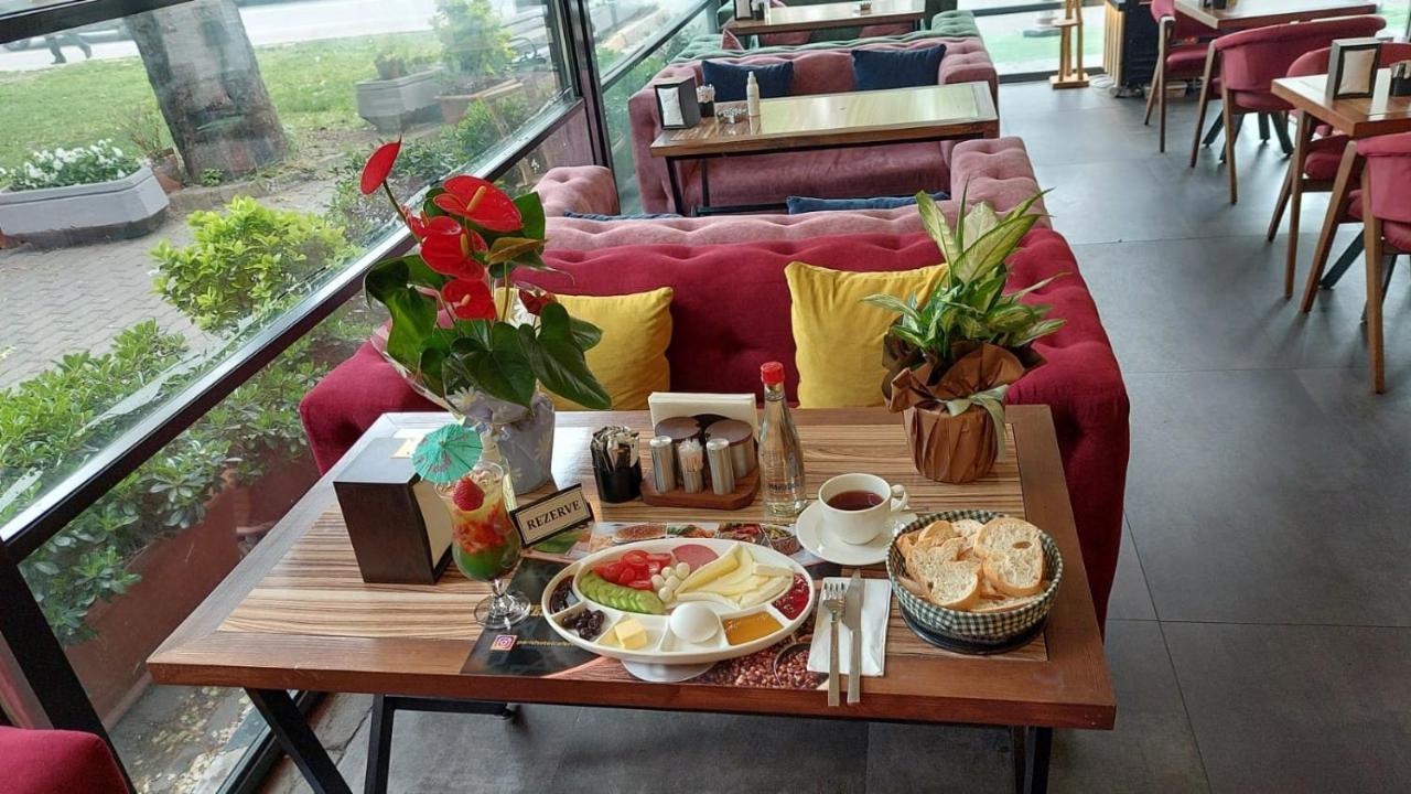 Paris Hotel Cafe Restaurant اسطنبول المظهر الخارجي الصورة